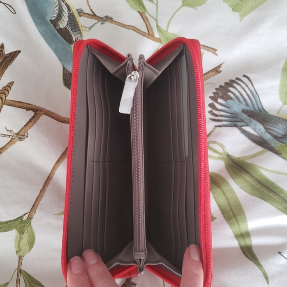 NWT LODIS Leather Wallet Zip Zippered Red - Picture 6 of 10